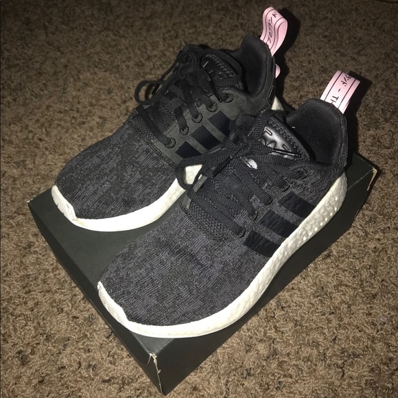 nmd r2w